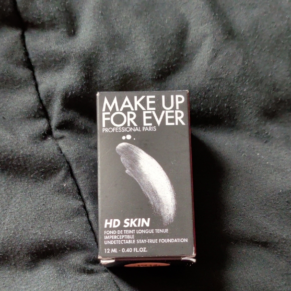 Makeup Forever HD Skin Foundation - Classic Black - Picture 1 of 5